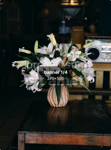 Grid 1/4 - Image 4 Grid 1/4 - Image 4